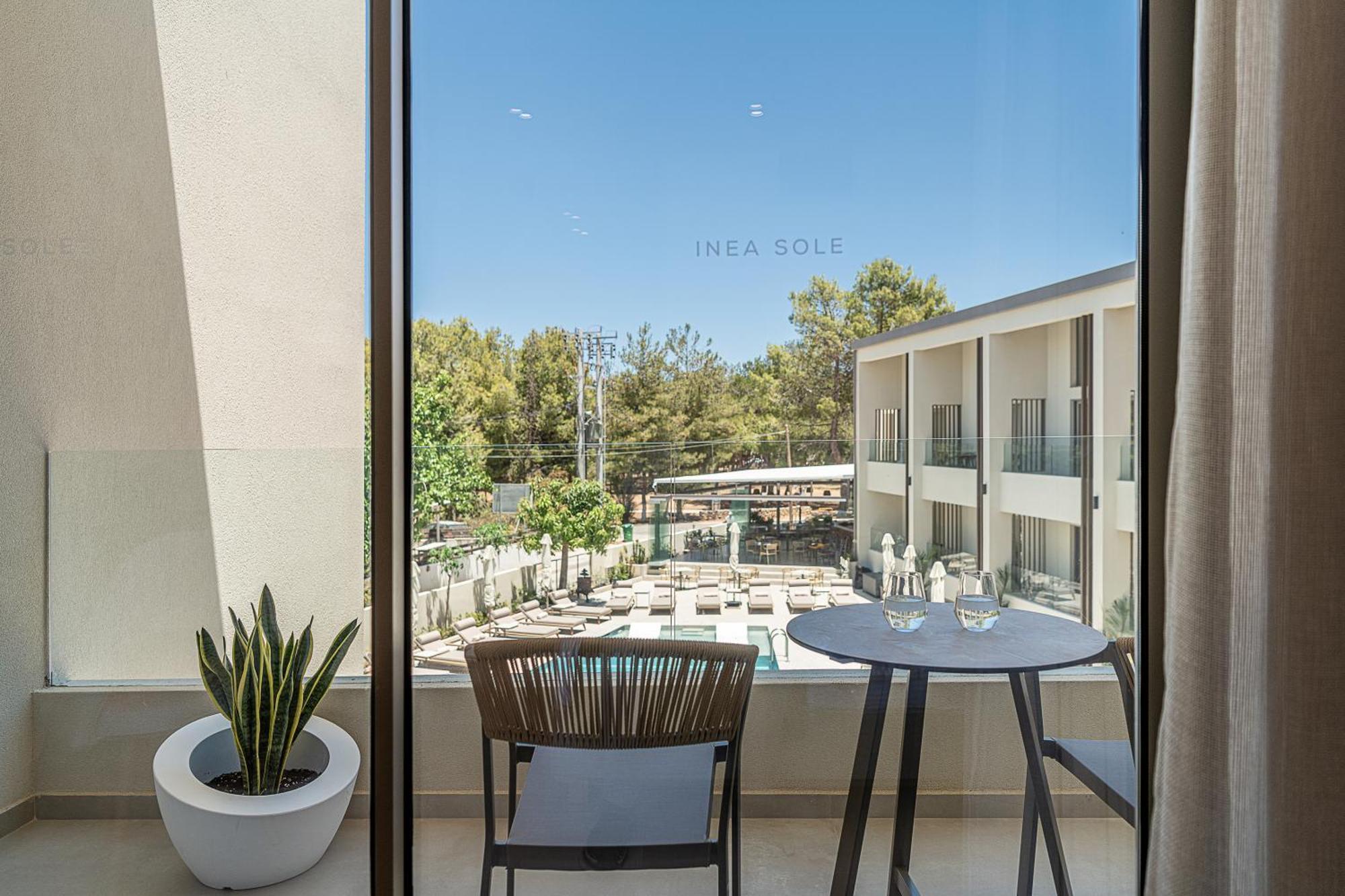 Inea Sole Boutique Hotel Като-Даратсо Экстерьер фото